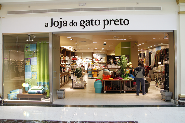 Aloja do gato preto